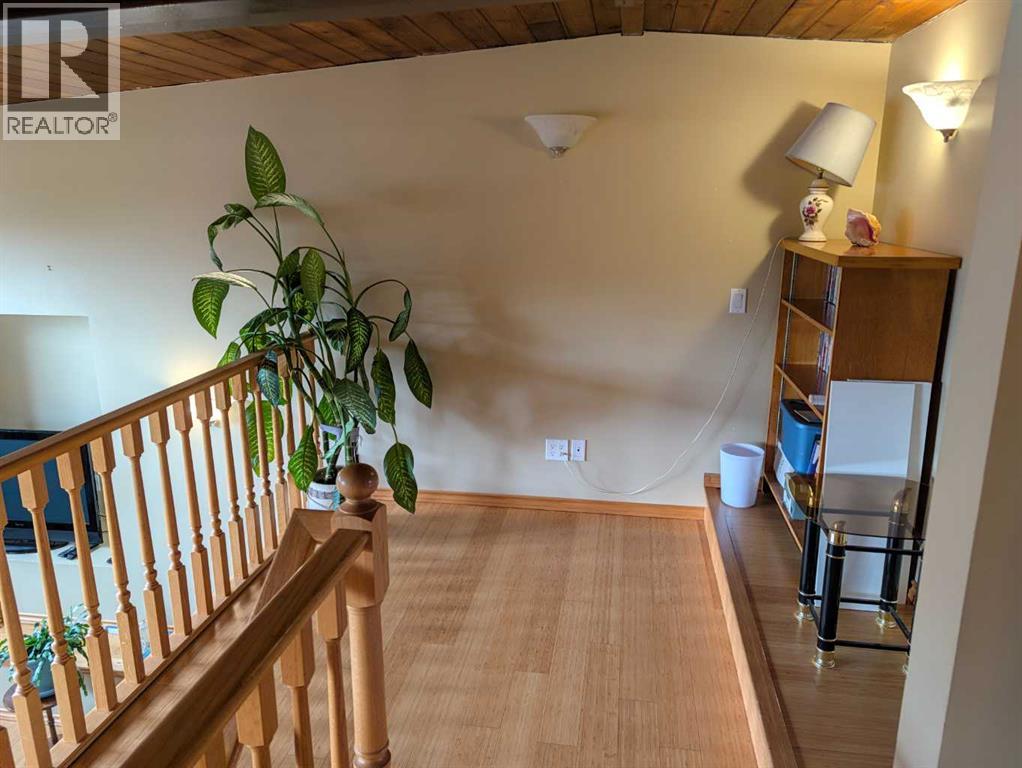 802 Railway Avenue Property Photo 12