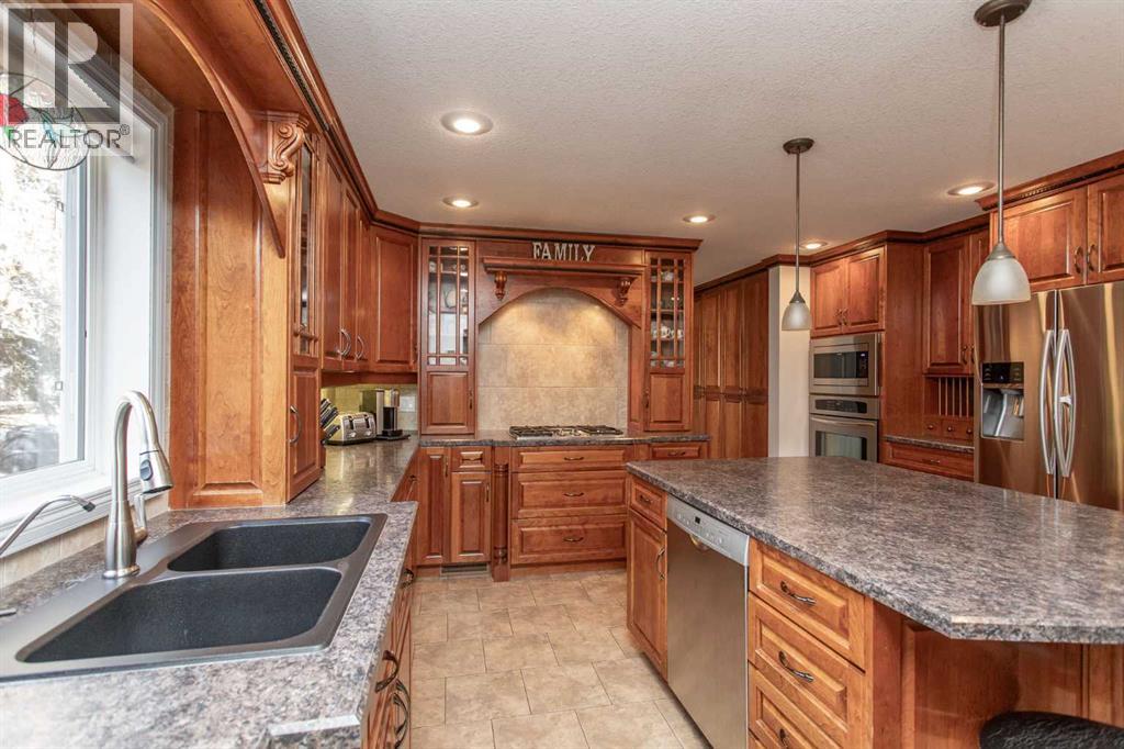 606 Pigeon Close Property Photo 6