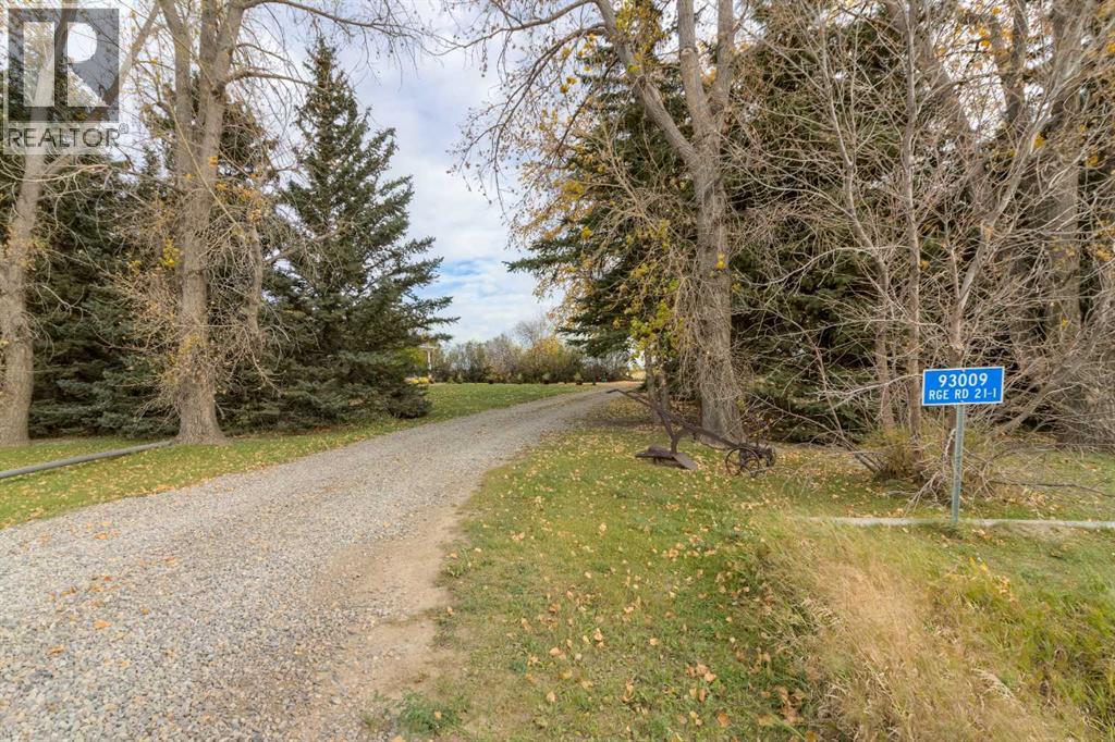 93009 211 Range Road Property Photo 39