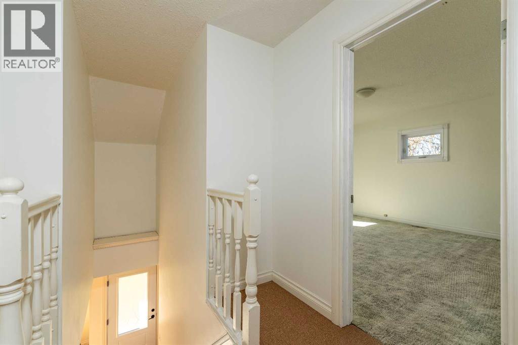 524026 Rr 20 Se-25-52-2-4 Property Photo 13