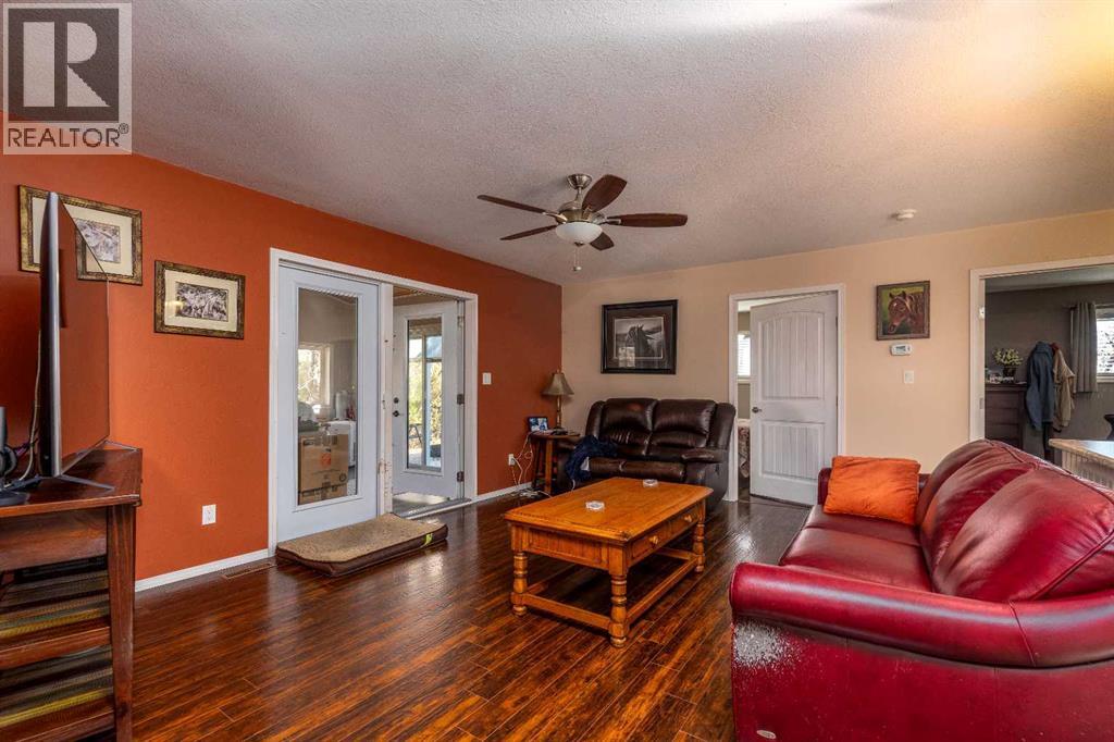 524026 Rr 20 Se-25-52-2-4 Property Photo 31