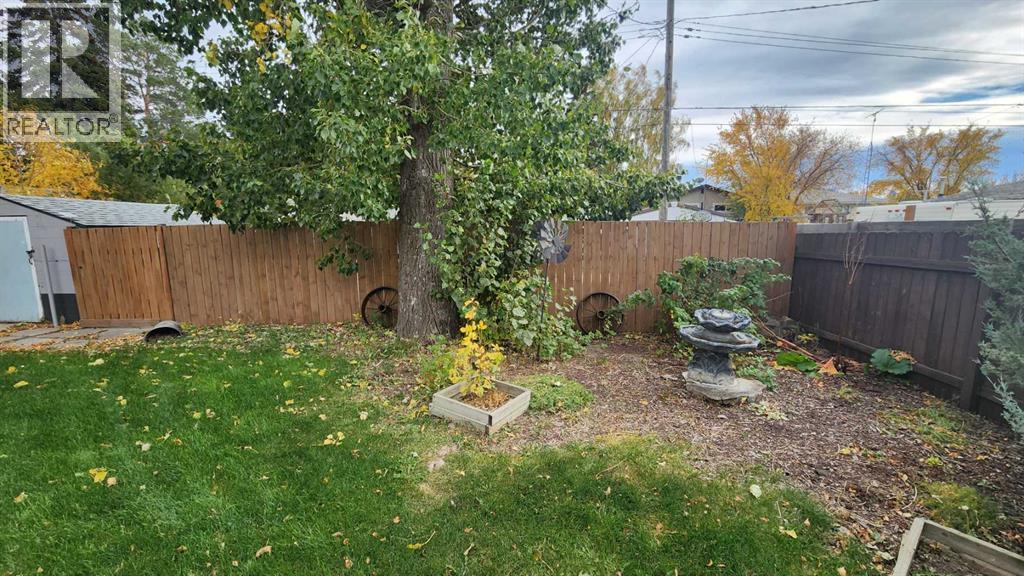 517 3 Street S Property Photo 42