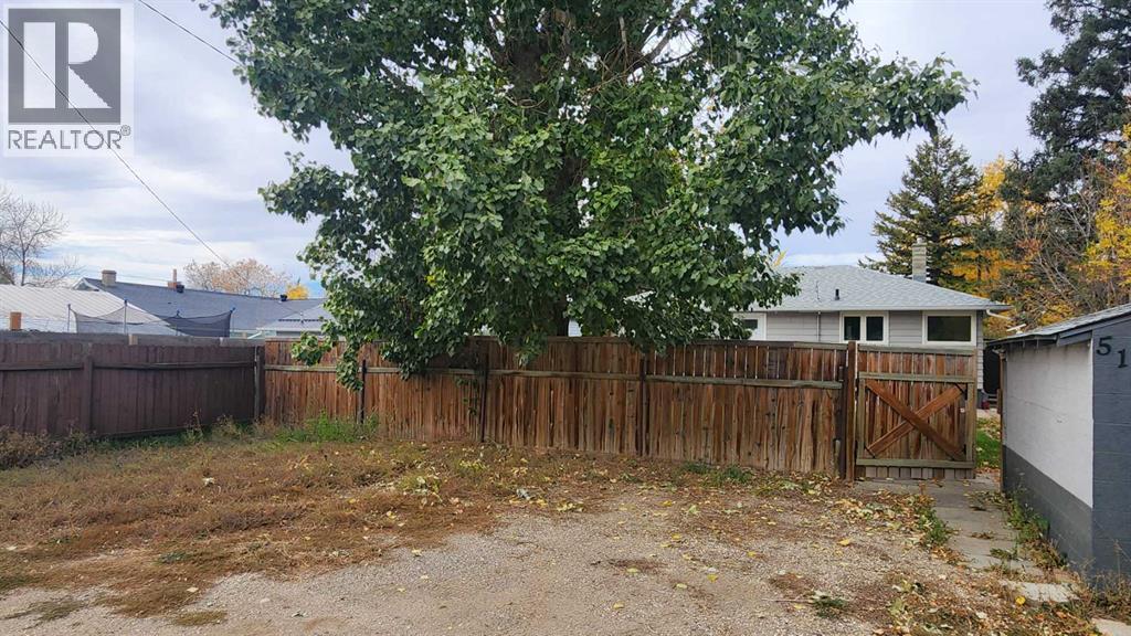 517 3 Street S Property Photo 43