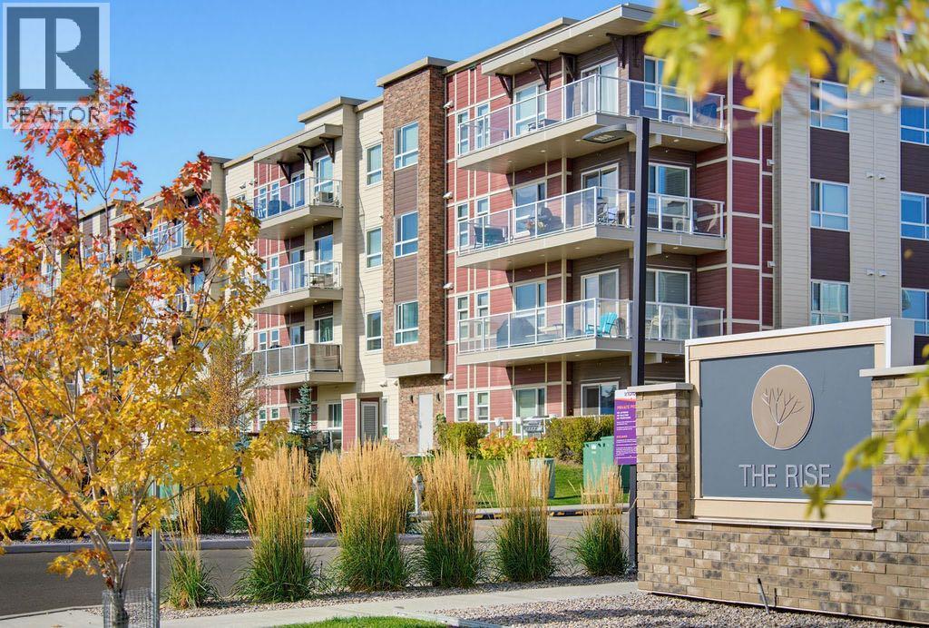 300 Harvest Hills Place Northeast Property Photo 1