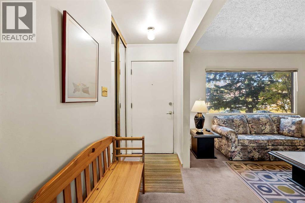 41 Haddock Road Sw Property Photo 2