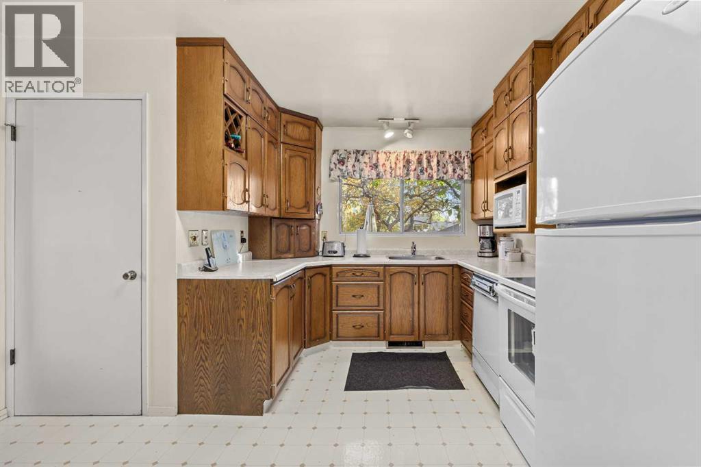 41 Haddock Road Sw Property Photo 7