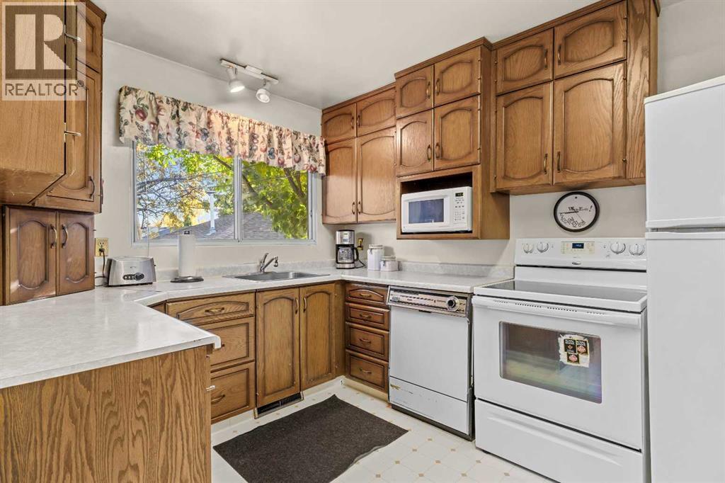 41 Haddock Road Sw Property Photo 8