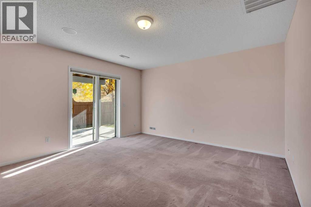 140 Valley Ridge Heights Nw Property Photo 12
