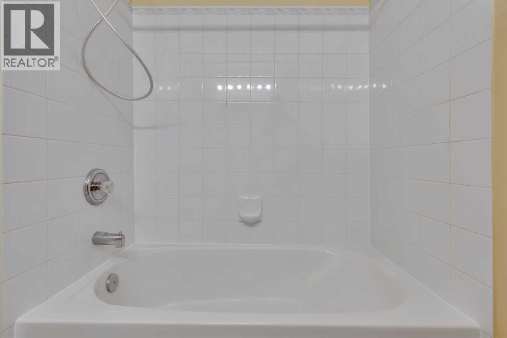 140 Valley Ridge Heights Nw Property Photo 32