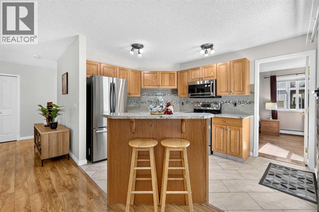 5105 Valleyview Park Southeast Property Photo 8