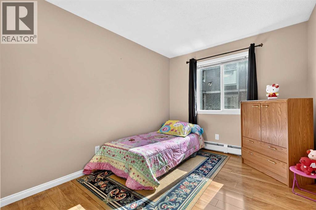 5105 Valleyview Park Southeast Property Photo 22