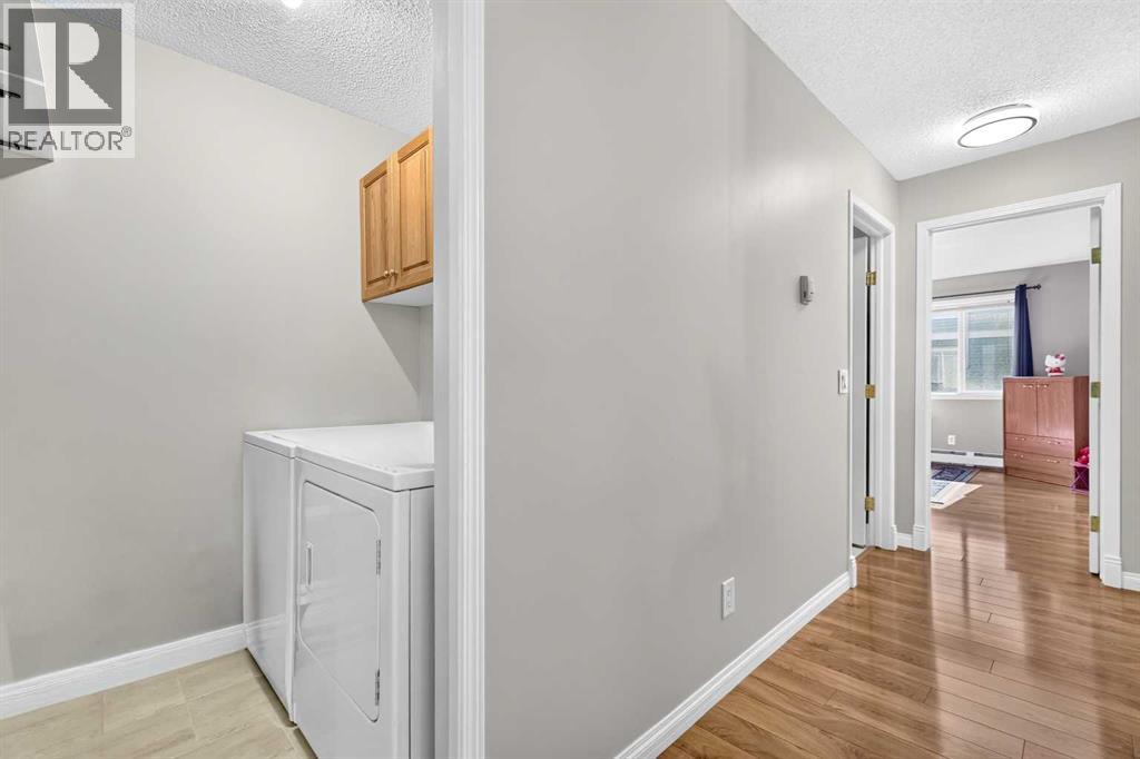 5105 Valleyview Park Southeast Property Photo 26