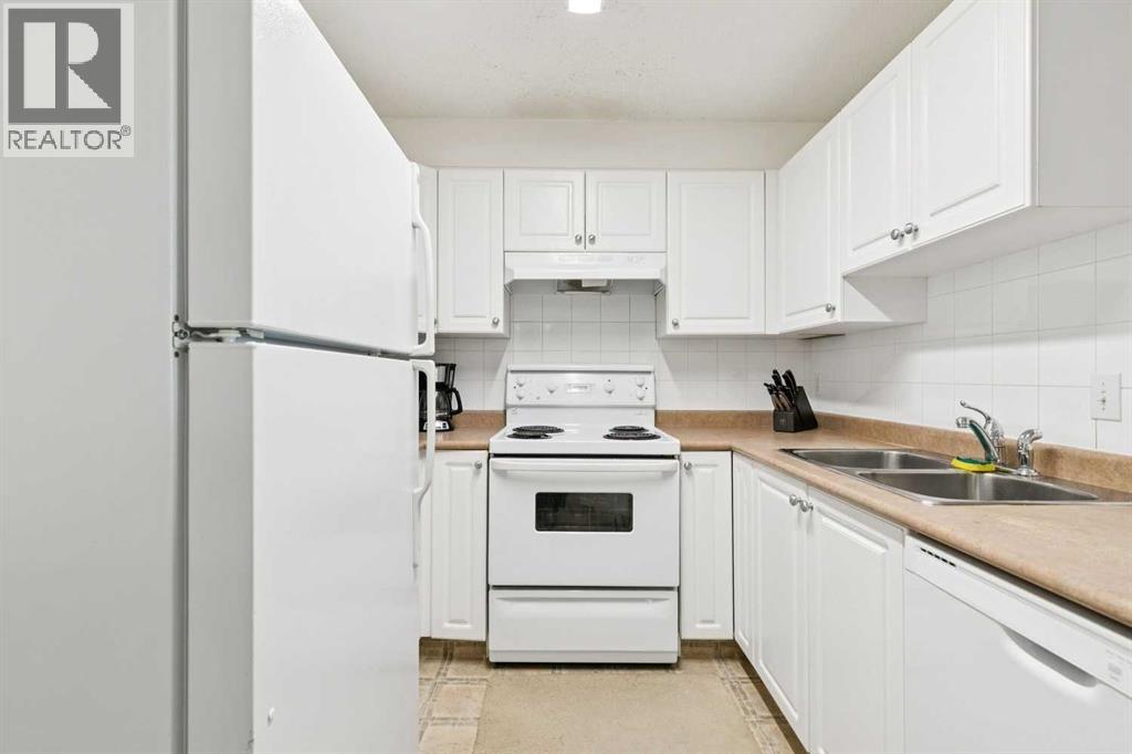 12 Cimarron Common Property Photo 9