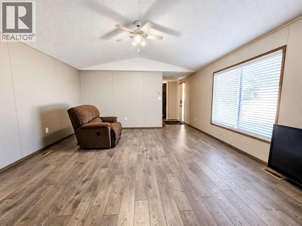 810 56 Property Photo 5