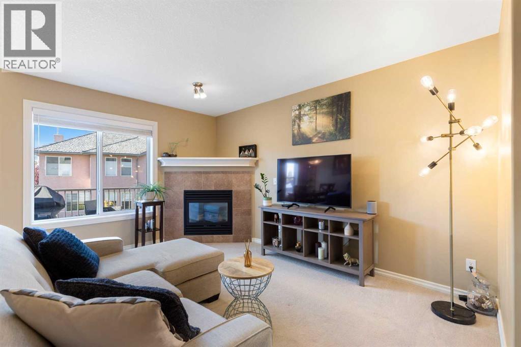11 Royal Crest Court Nw Property Photo 6