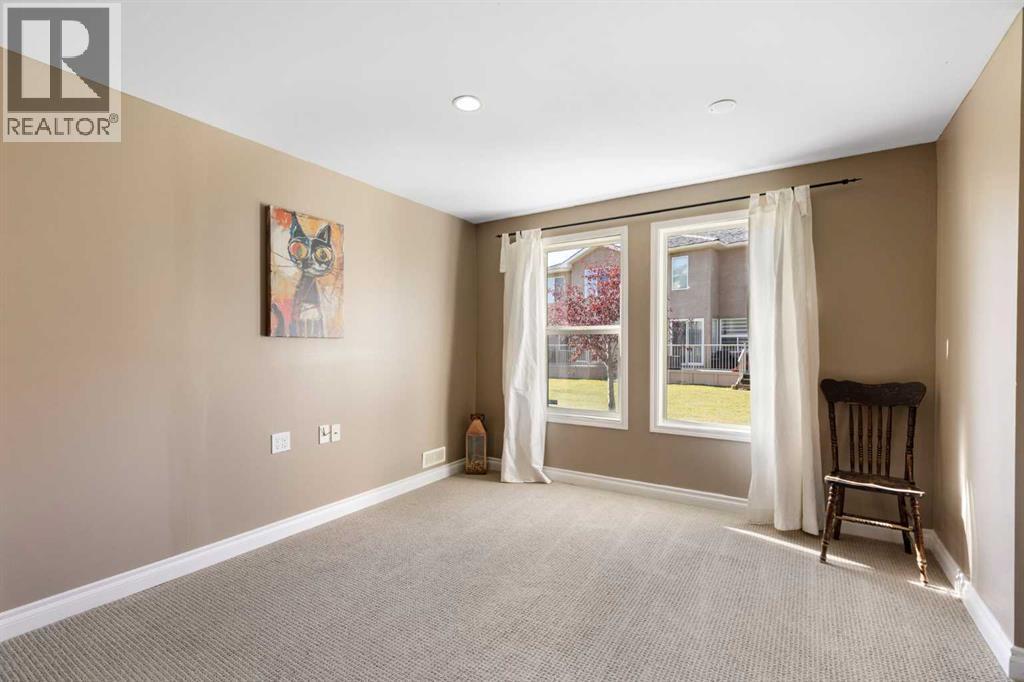 11 Royal Crest Court Nw Property Photo 30