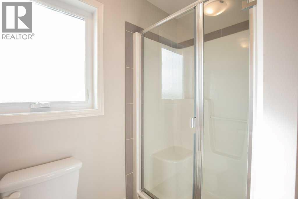 1 Coventry Close Property Photo 20