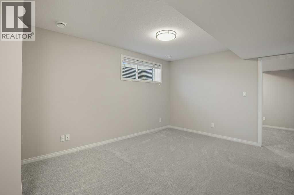 1 Coventry Close Property Photo 21