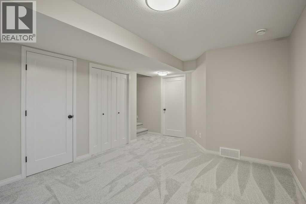 1 Coventry Close Property Photo 23