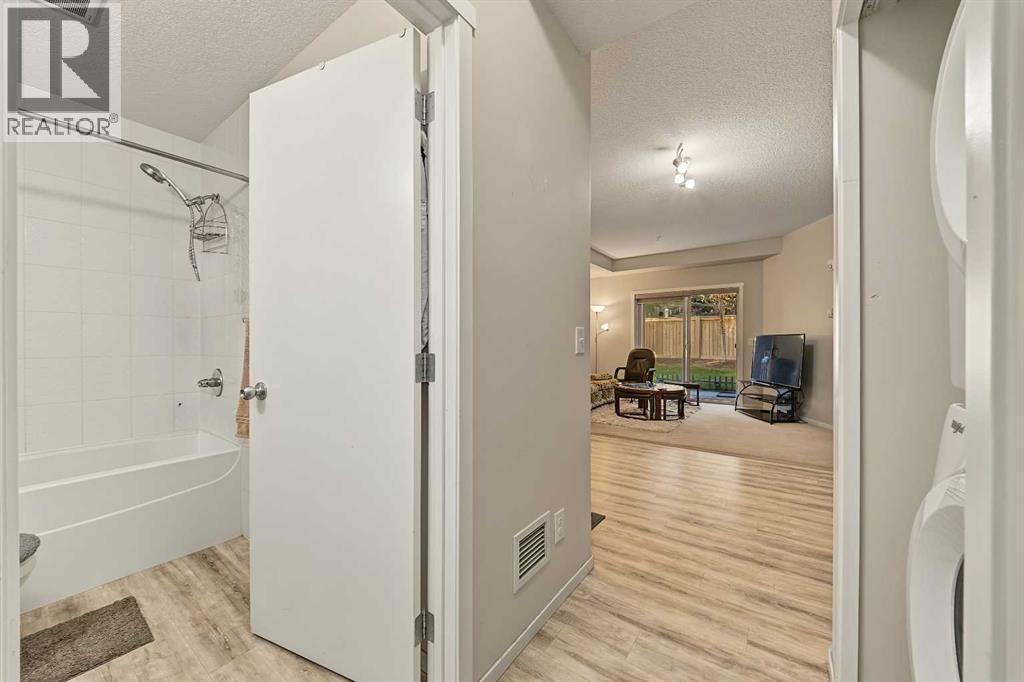 4641 128 Avenue Northeast Property Photo 6