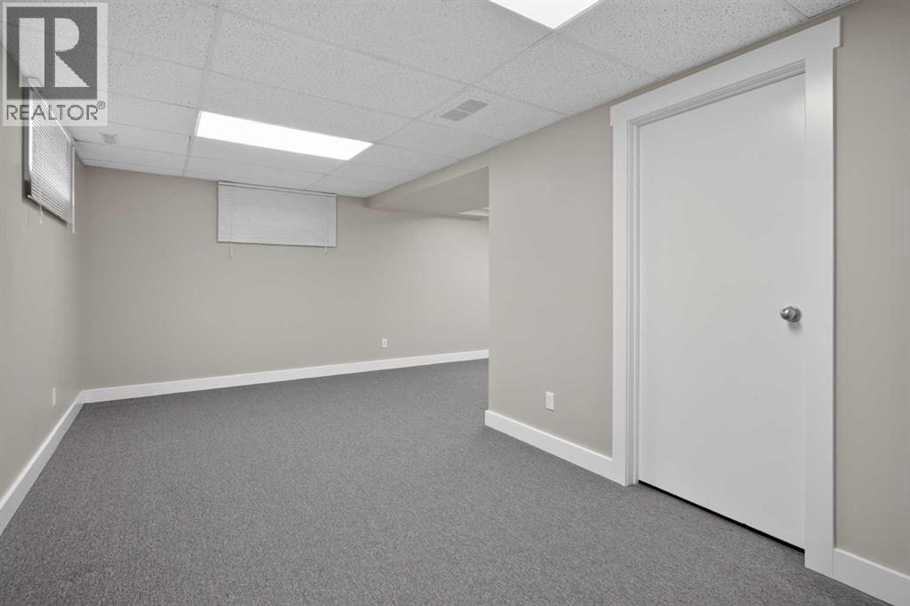 226 11 Avenue Ne Property Photo 39