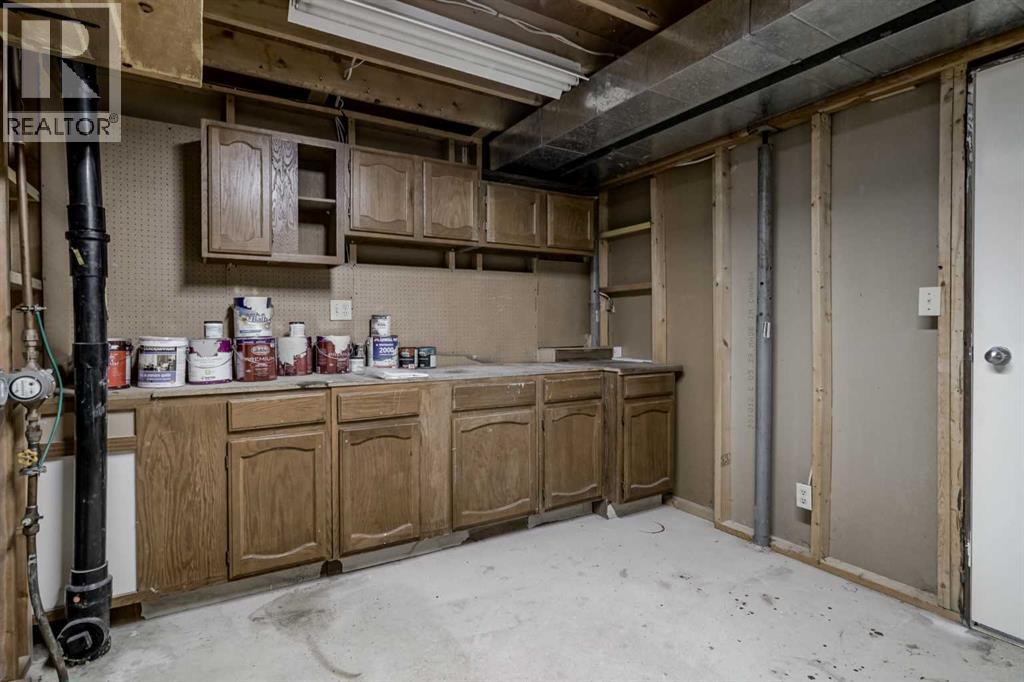 226 11 Avenue Ne Property Photo 41