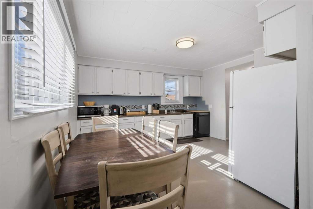 5036 51a Street Property Photo 13