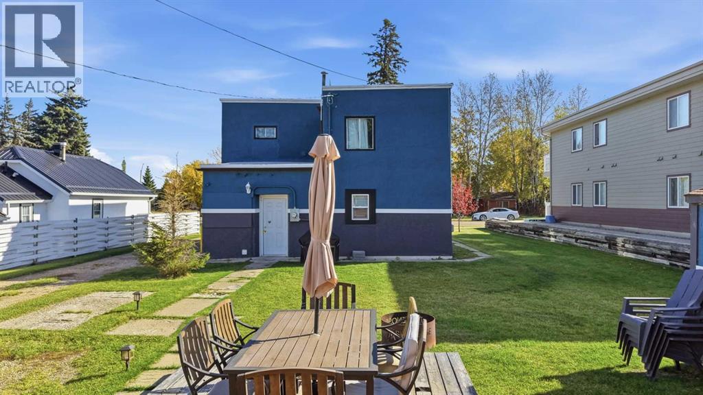 5036 51a Street Property Photo 30