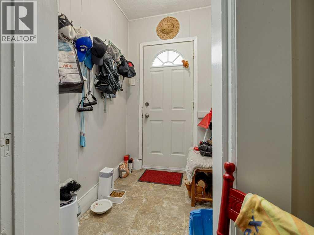 11713 20 Avenue Property Photo 14