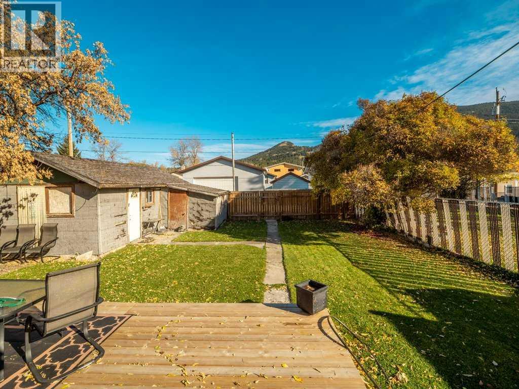 11713 20 Avenue Property Photo 19