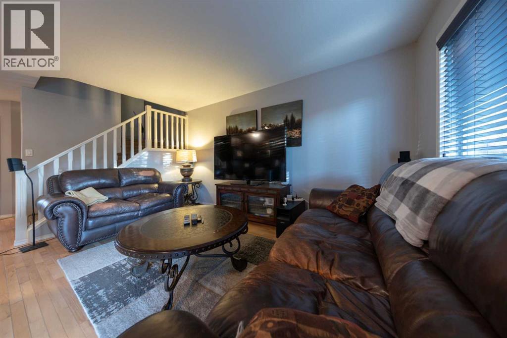 1407 53 Avenue Property Photo 8