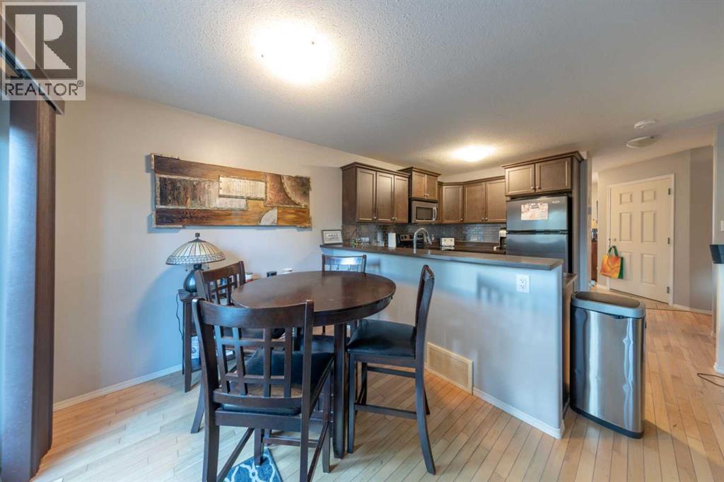 1407 53 Avenue Property Photo 9