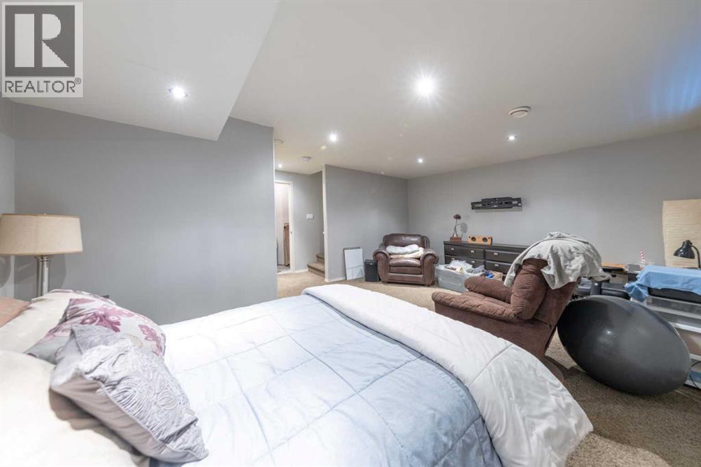 1407 53 Avenue Property Photo 23