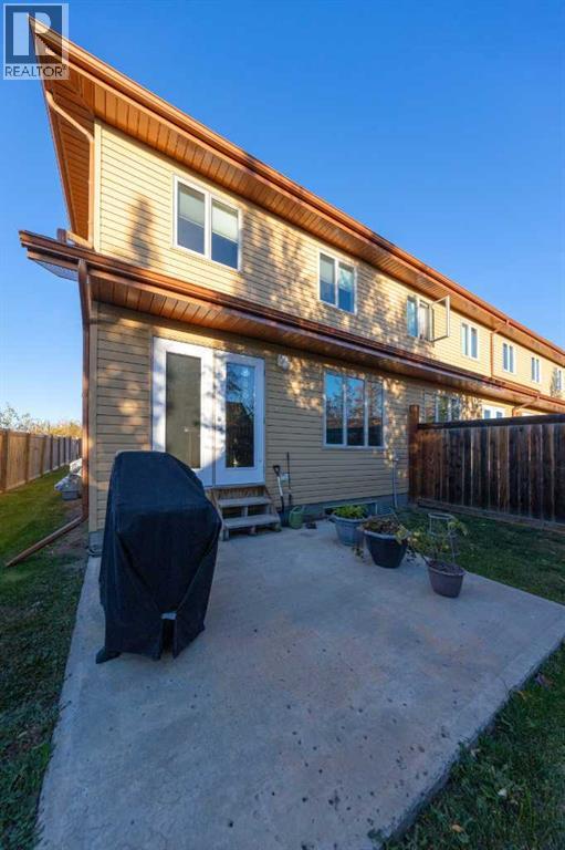 1407 53 Avenue Property Photo 25