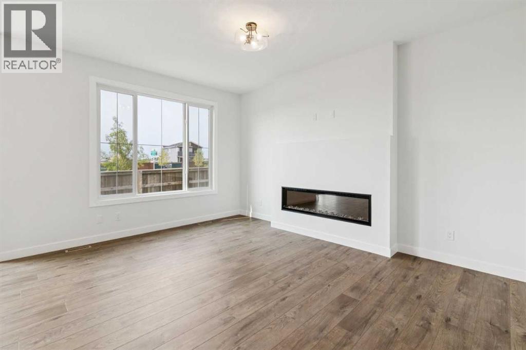 532 Buffaloberry Manor Se Property Photo 17