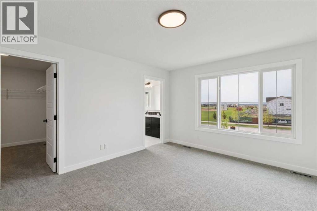 532 Buffaloberry Manor Se Property Photo 25