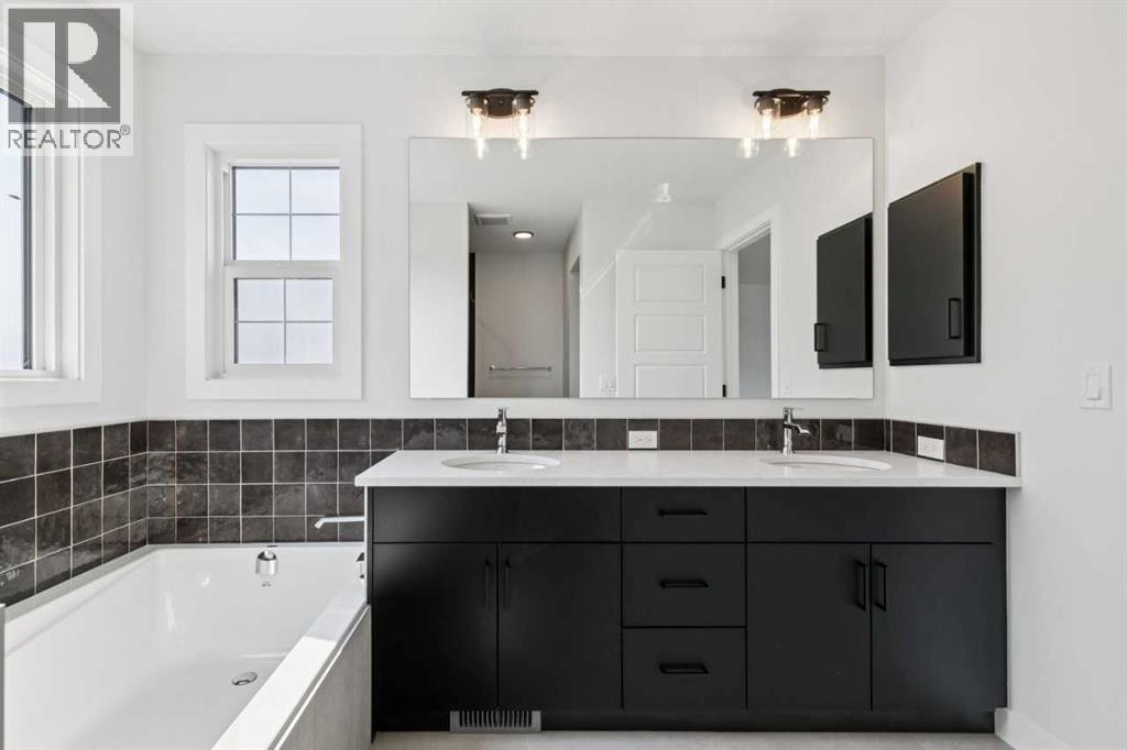 532 Buffaloberry Manor Se Property Photo 28