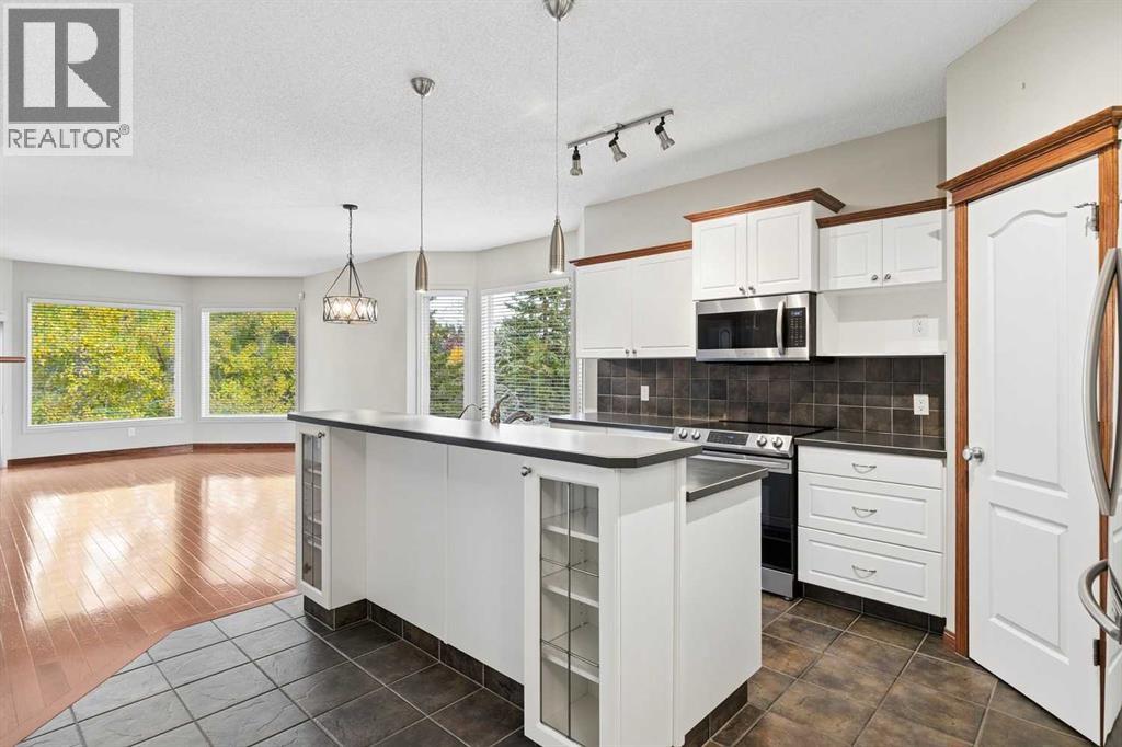 73 Hampstead Green Nw Property Photo 3