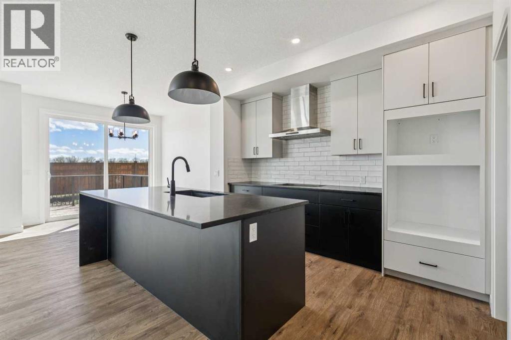 73 Sora Gardens Se Property Photo 5