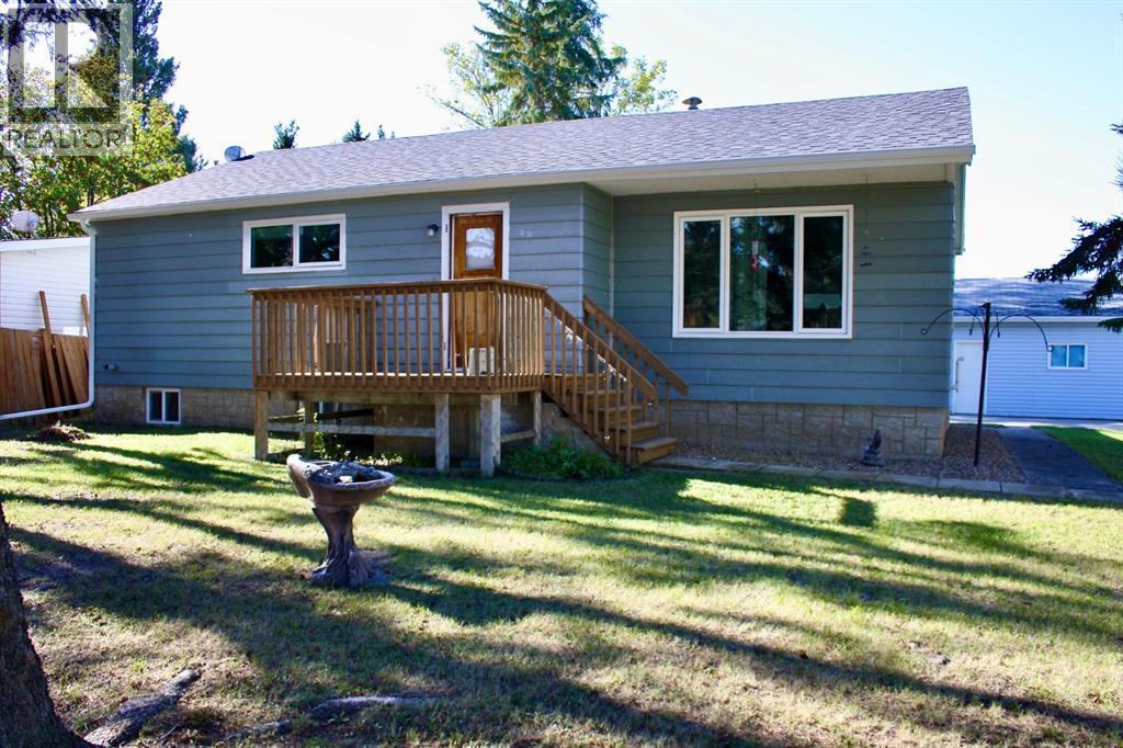 20 2nd Street E Property Photo 2