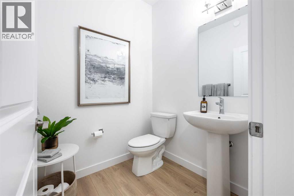 393 Sora Park Se Property Photo 13