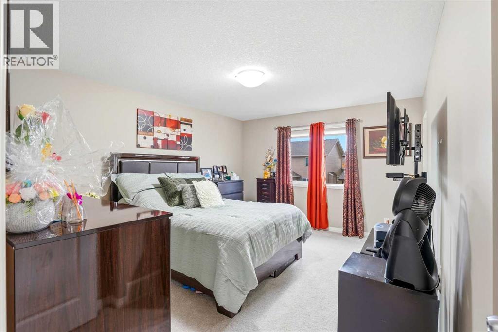 1239 Brightoncrest Green Se Property Photo 15