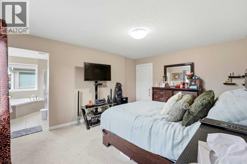 1239 Brightoncrest Green Se Property Photo 16