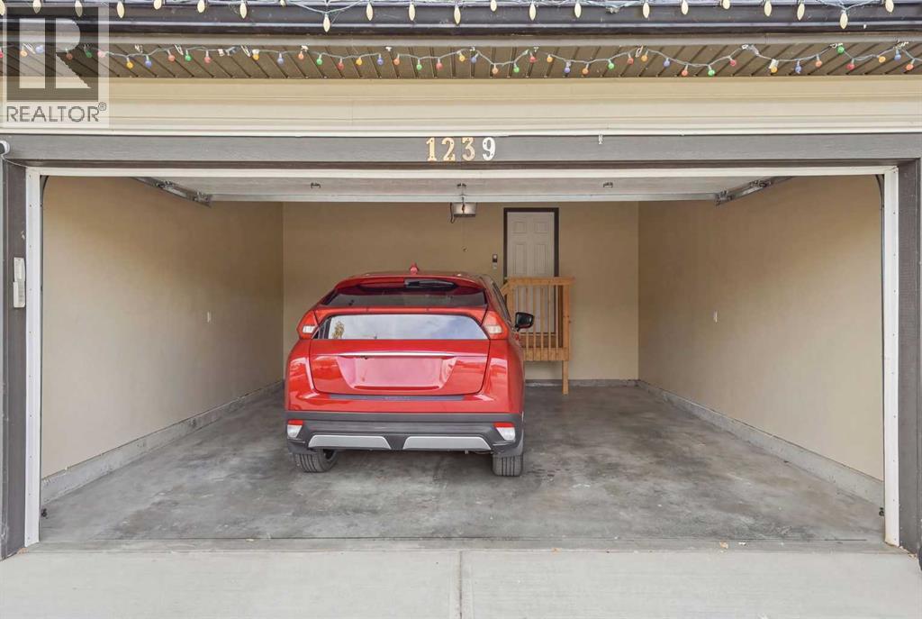 1239 Brightoncrest Green Se Property Photo 38