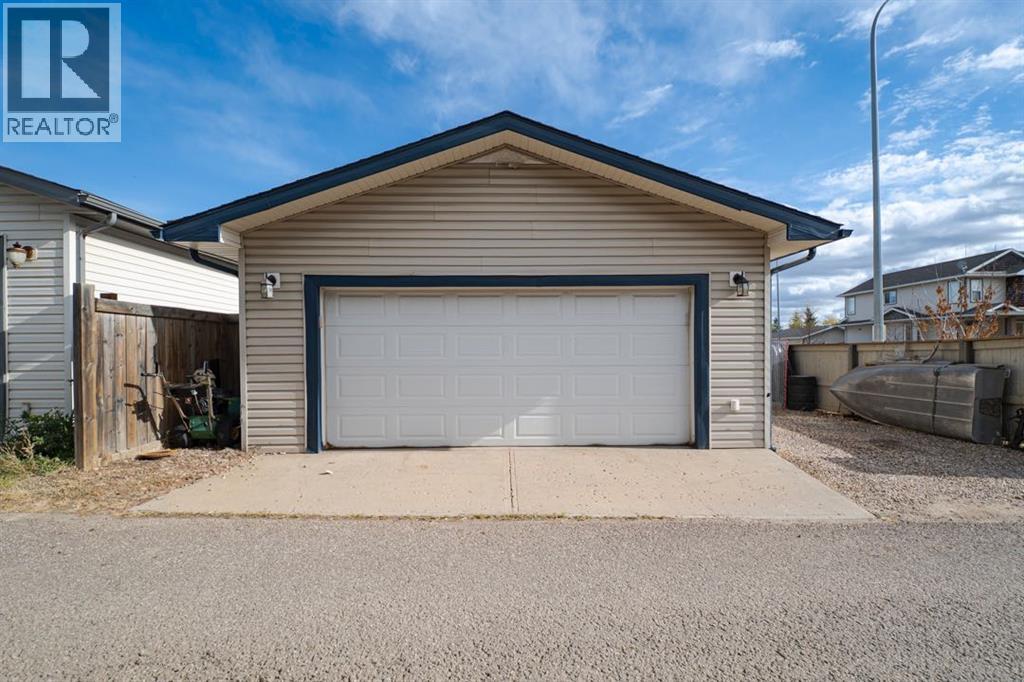 249 Thrush Street Property Photo 2