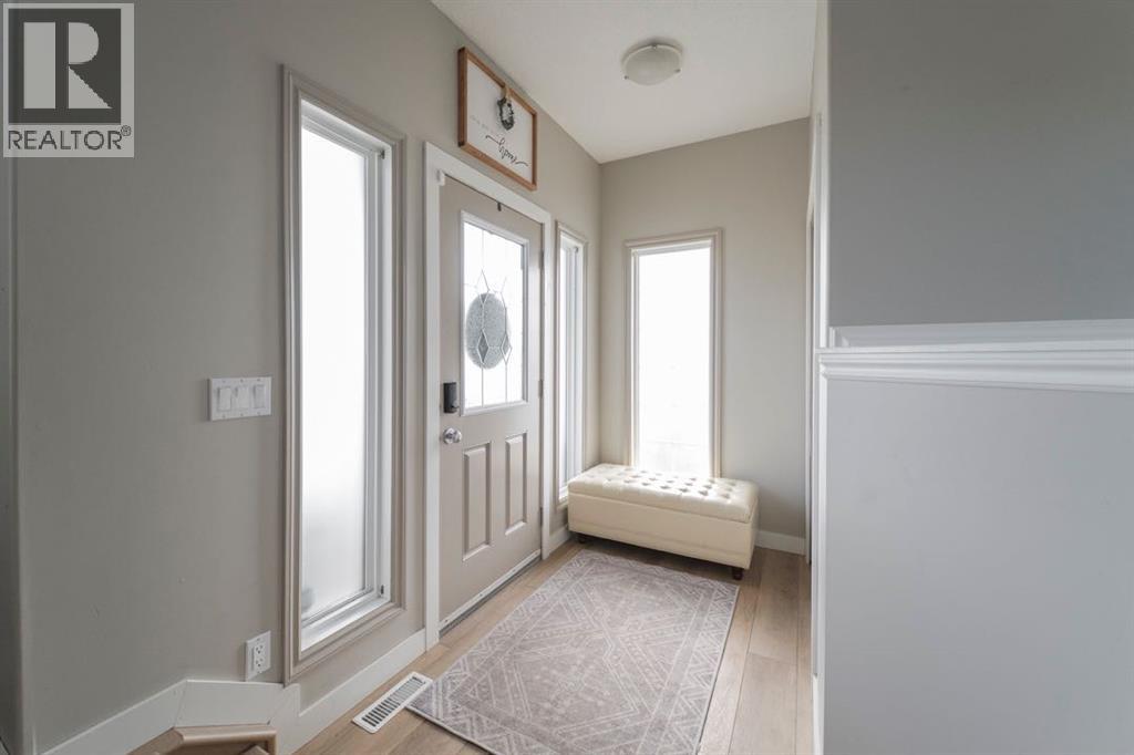 249 Thrush Street Property Photo 4