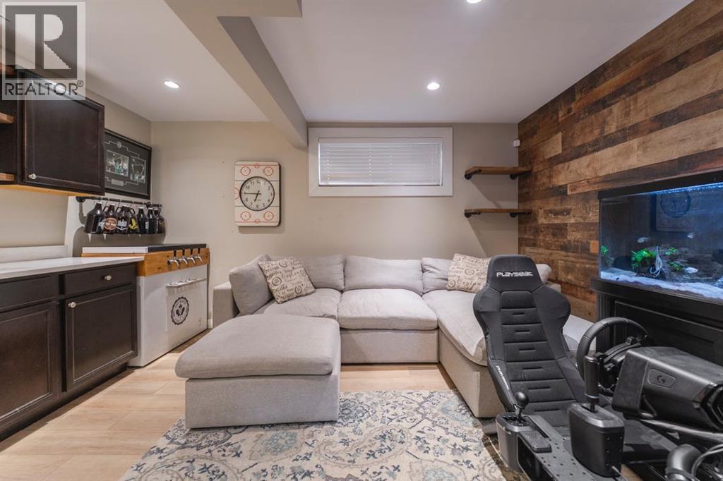 249 Thrush Street Property Photo 35