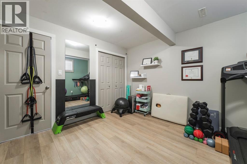 249 Thrush Street Property Photo 39