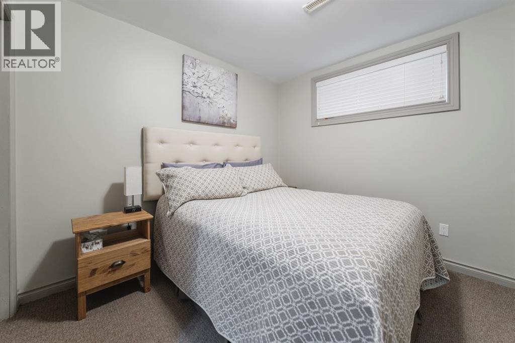 249 Thrush Street Property Photo 40