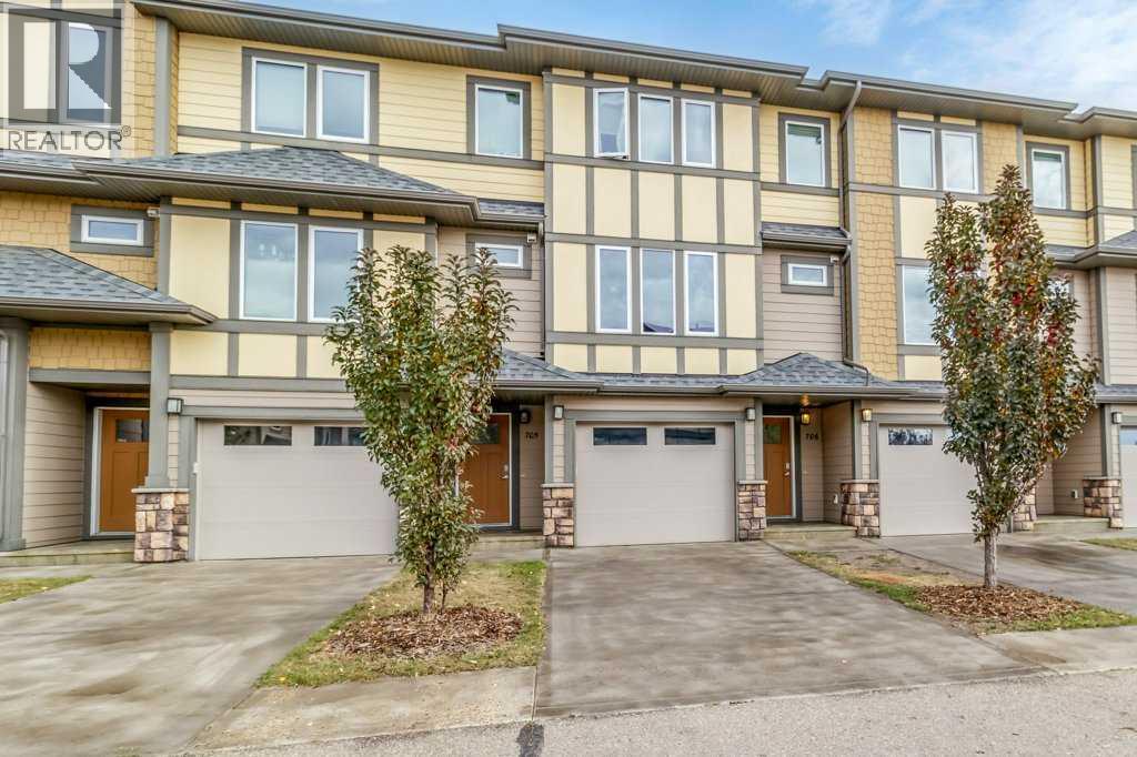 339 Viscount Drive Property Photo 1